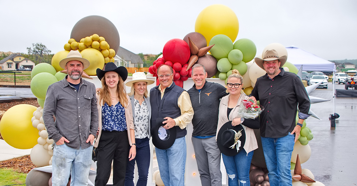 Posed Group Photo at Meyer Ranch model home park event